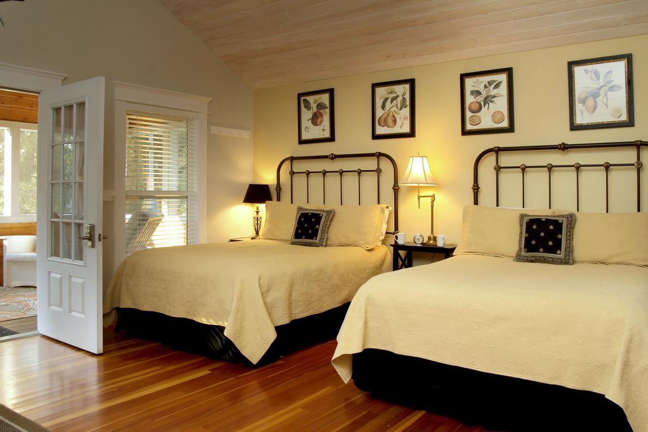 Coho Cottages Willow Creek Exterior photo